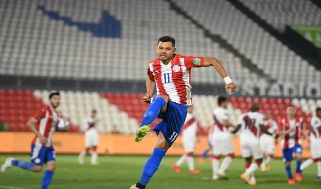 Ángel Romero, confiado en buscar el triunfo ante Argentina