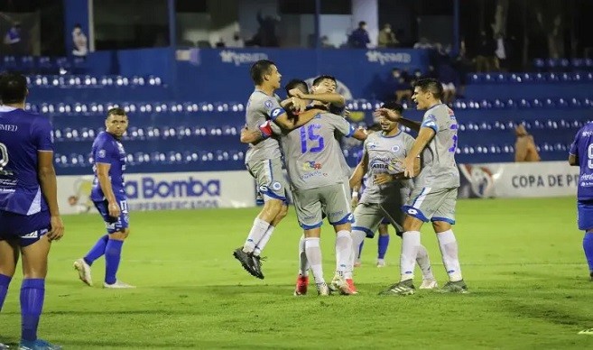 12 de Octubre se toma revancha y golea a Sol de América